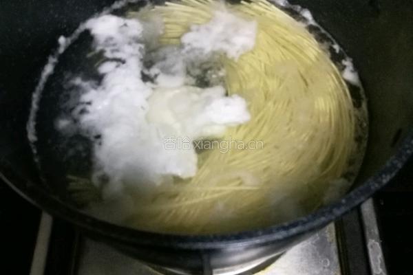 味增汤面条的做法图解4