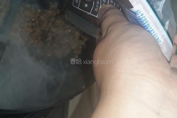 自制炸酱面的做法图解4