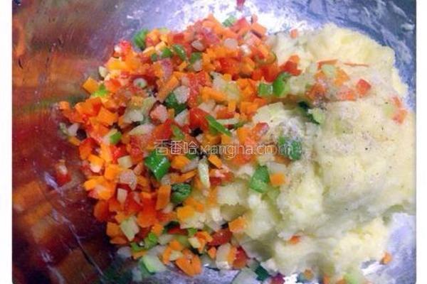 虾仁土豆球的做法图解7