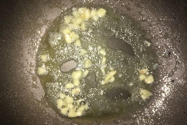 炒凉粉的做法图解2