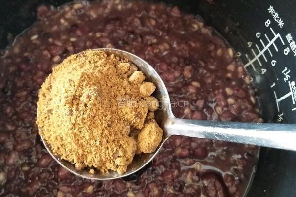 红豆黑米杂粮粥的做法图解6