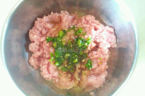 肉馅鸡蛋卷的做法图解4