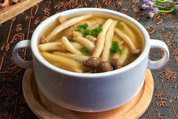 五花肉菌菇汤的做法图解8