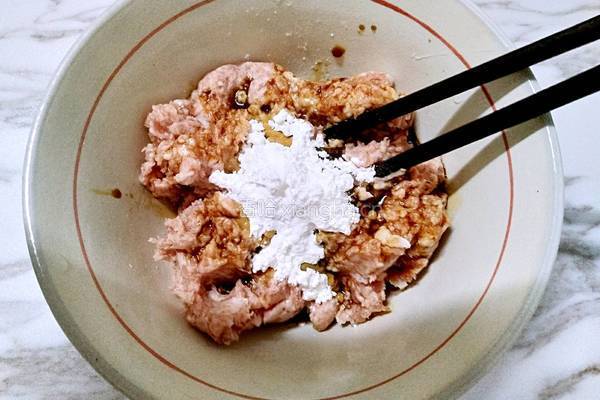 油菜粉丝肉丸汤的做法图解4