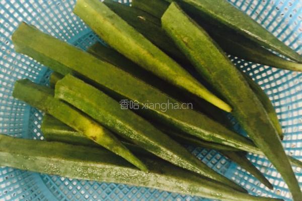 白灼秋葵的做法图解2