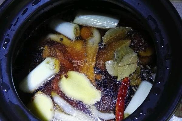 卤鸭掌的做法图解5