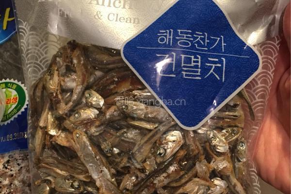 韩式泡菜汤(김치찌개)的做法图解1