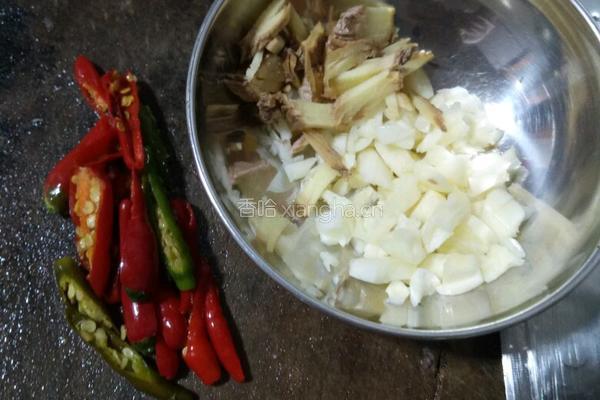 扁豆炒瘦肉片的做法图解3