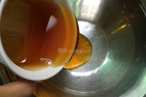 莲蓉蛋黄月饼的做法图解5