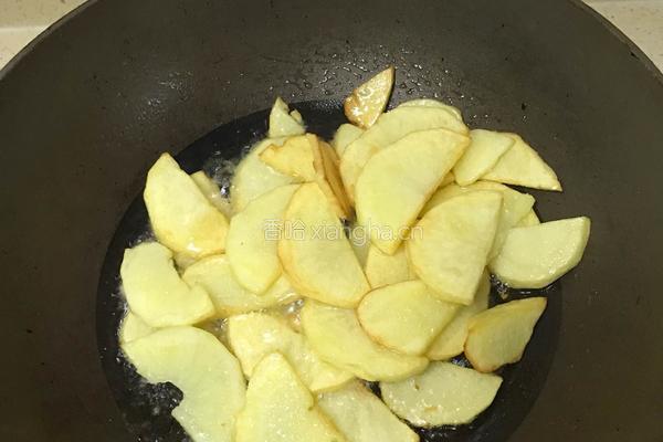 腊肉铁板烧土豆的做法图解4