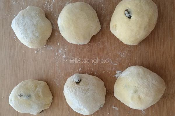 玉米面枣糕的做法图解4