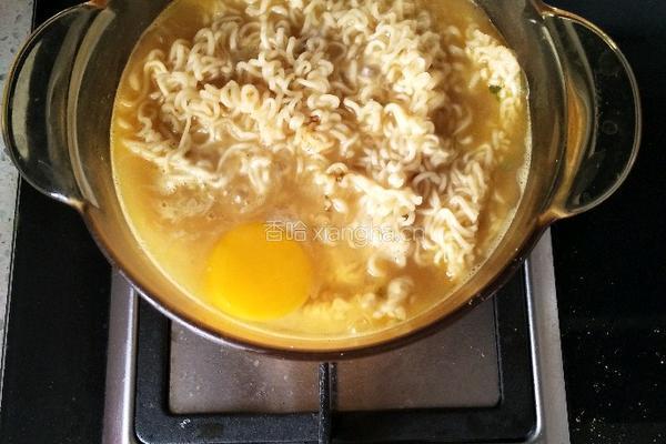咖喱鸡汁面❤️的做法图解3