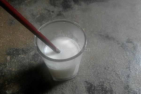 朴素的冰咖啡的做法图解3