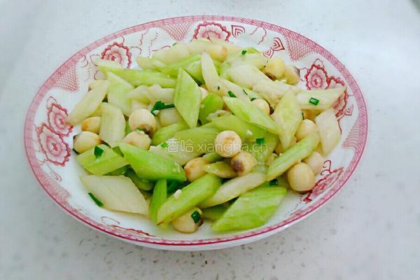 莲子米炒青瓜