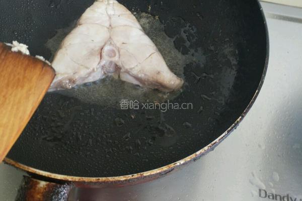家常菜烧鮸鱼的做法图解4
