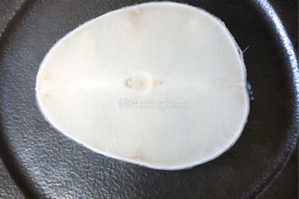 蜜汁香煎银鳕鱼的做法图解1