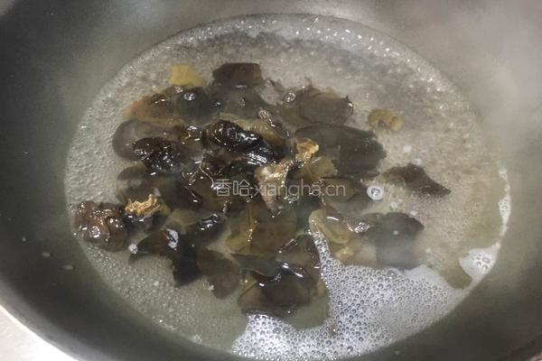凉拌木耳的做法图解5