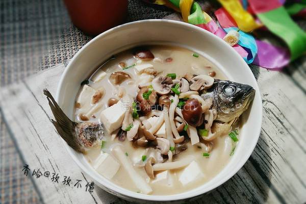 鲜菇鲫鱼汤的做法图解10