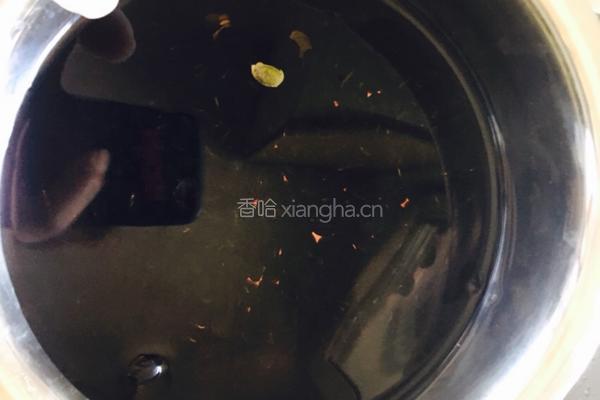 黑豆乌鸡汤的做法图解3