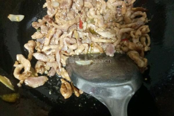 肉丝炒腐竹结的做法图解11