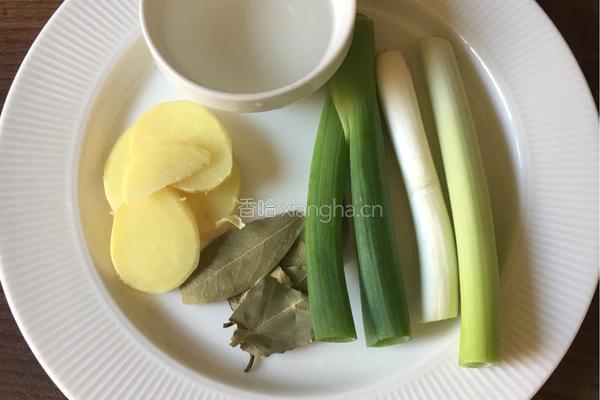 白芸豆蹄花捞饭的做法图解2