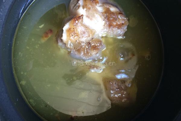 浓浓牛骨汤之番茄牛肉的做法图解1