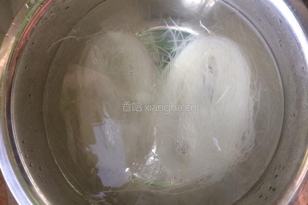 酸菜粉的做法图解1