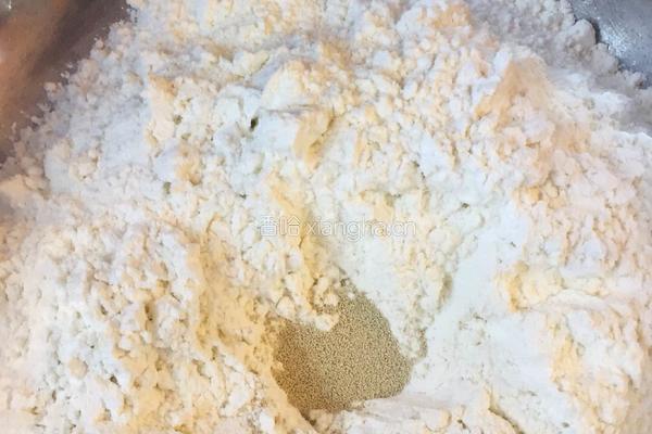 奶油花卷的做法图解3