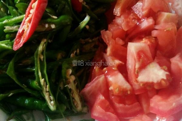 西红柿青椒肉丝的做法图解2