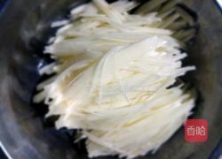 土豆丝饼的做法图解2