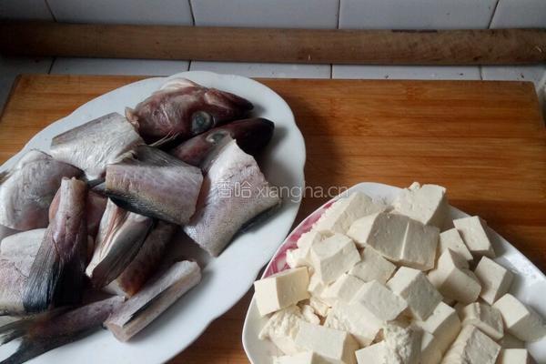 明太鱼炖豆腐的做法图解3