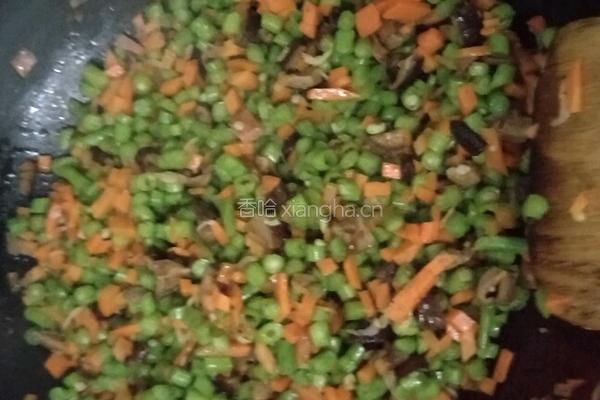 缤纷炒饭的做法图解6