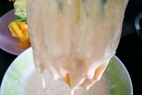 香炸南瓜花的做法图解11