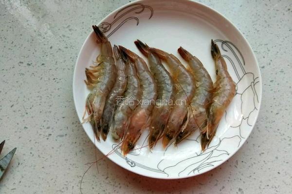 茄汁大虾的做法图解2