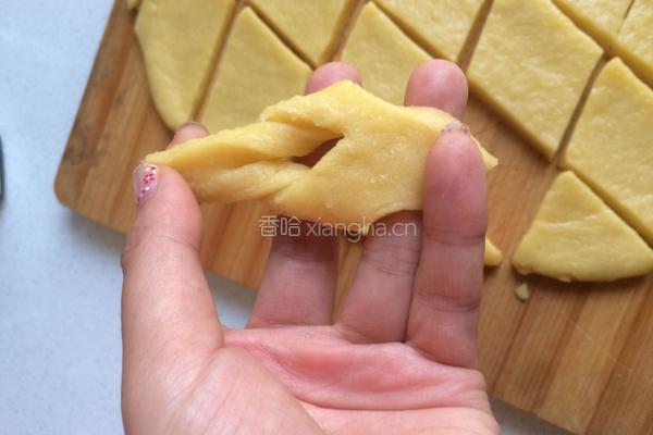 简单脆麻花的做法图解8