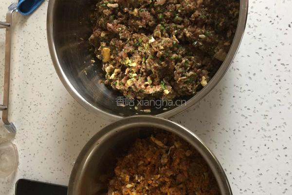 牛肉三鲜锅贴的做法图解5
