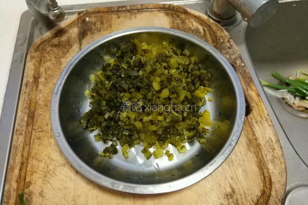 雪菜肉丝的做法图解2