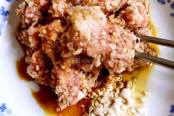 冬菇肉饼的做法图解2