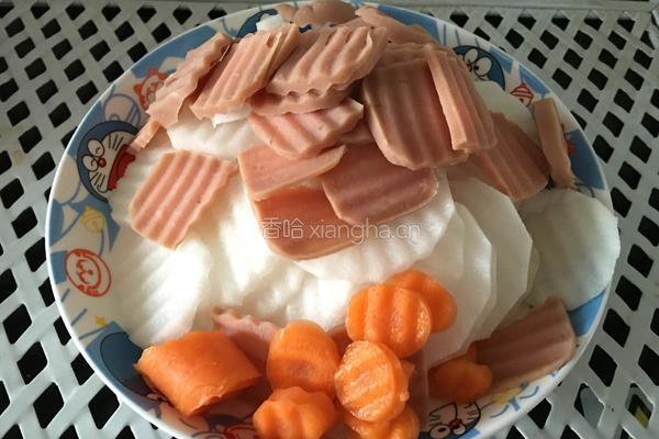 方腿烩萝卜的做法图解1