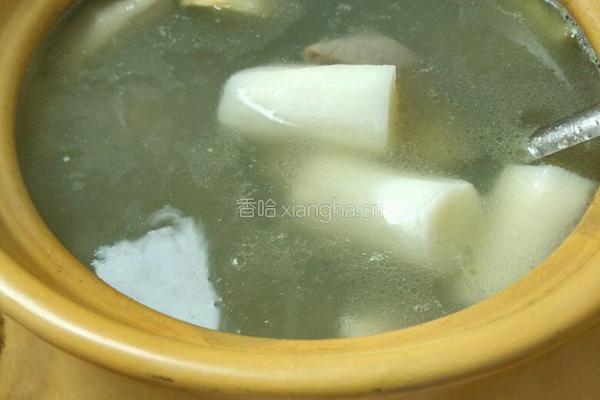 山药莲子猪肚汤的做法图解16
