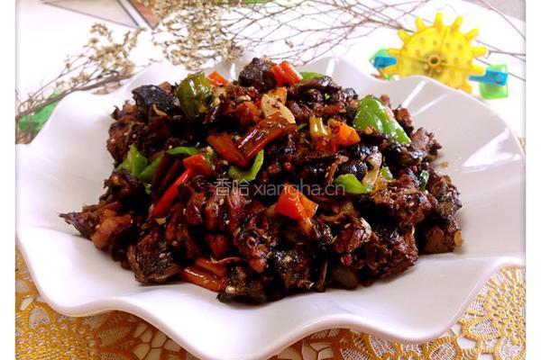 炒辣子鸡的做法图解11