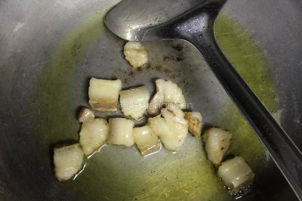 红烧肉炖藕的做法图解4