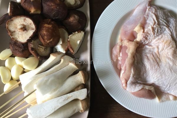 菇香烤鸡腿的做法图解1