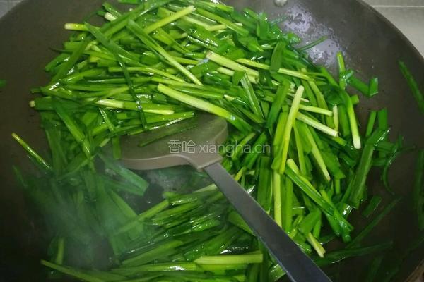 花蛤炒韭菜的做法图解3
