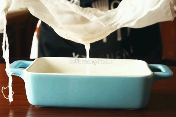 最文艺的杏仁豆腐的做法图解3