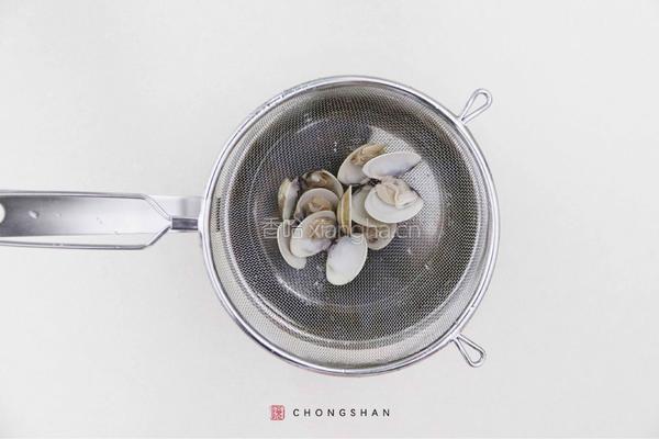 夏蛤蒸蛋的做法图解1