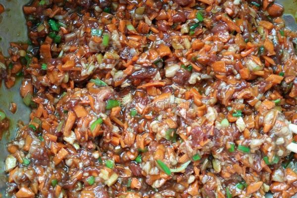 胡萝卜羊肉饺子馅的做法图解9
