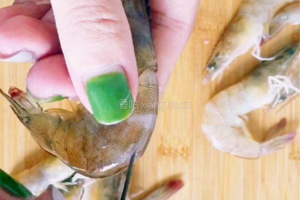 【中餐厅】黄晓明茄汁大虾的做法图解4