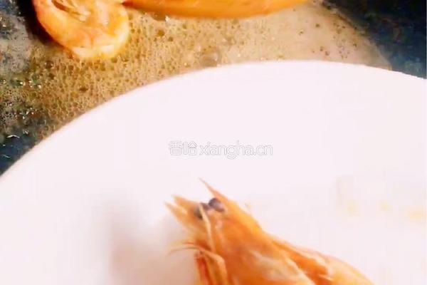 【中餐厅】黄晓明茄汁大虾的做法图解10