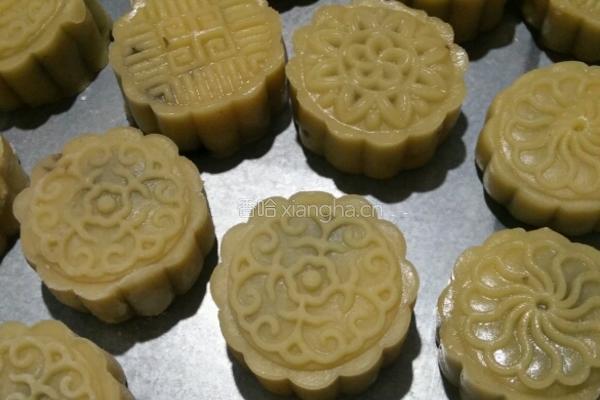 广式芝麻月饼的做法图解12